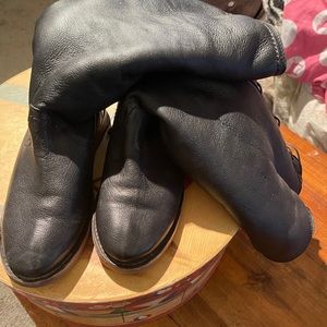 Long back laced leather boots